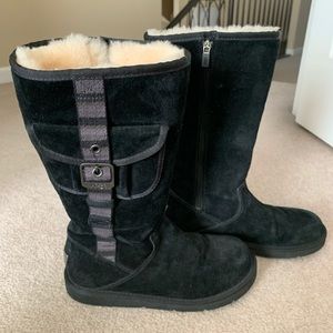 Ugg Retro Cargo Black Pocket Boots, Size 8 USA
